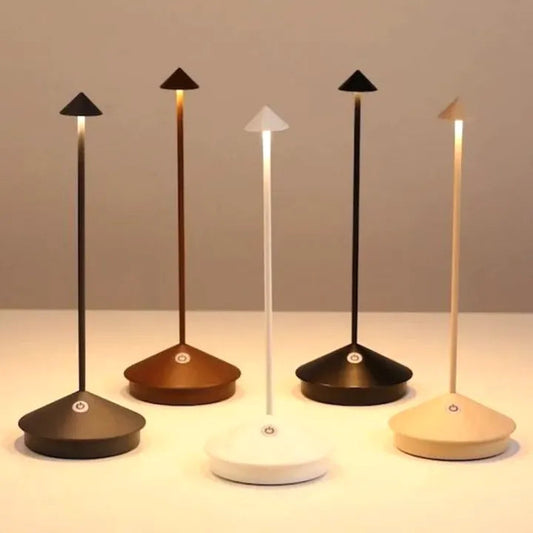 Dimbare Draadloze Tafellamp voor Stijlvolle Verlichting – Oplaadbaar en Waterdicht 0