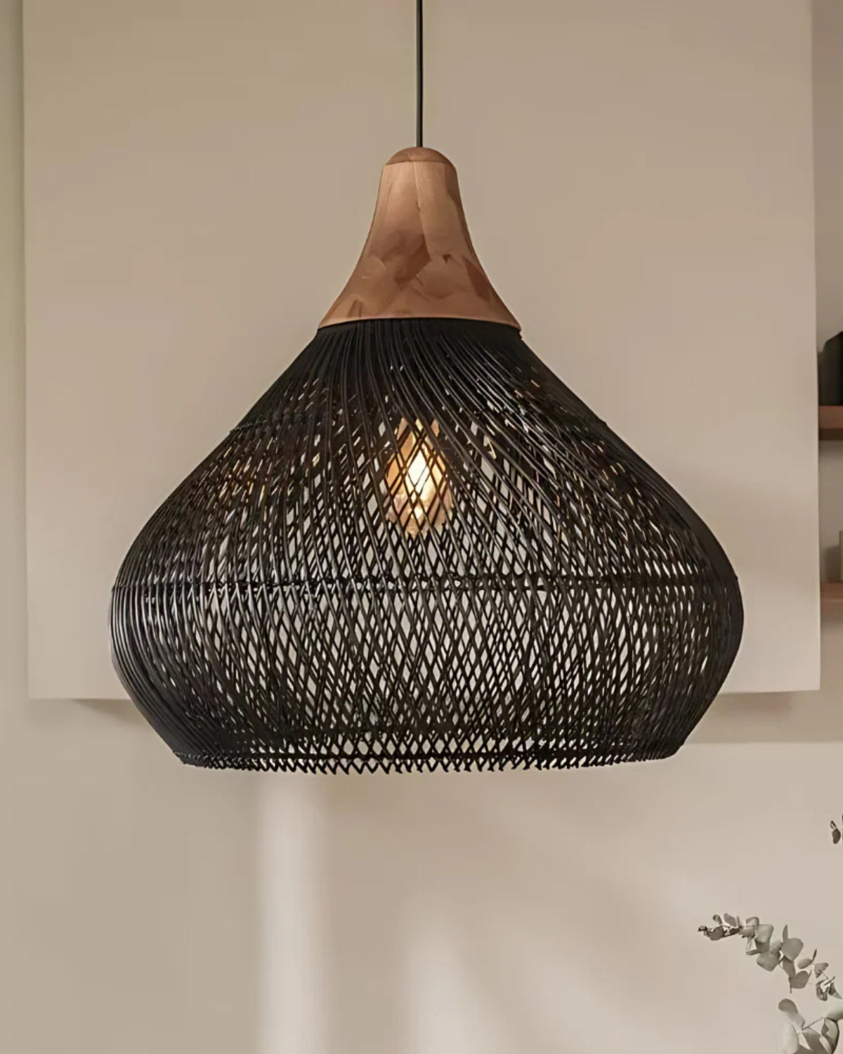 Gezellige Rotan Hanglamp voor Boho Woonkamer Sfeer 0