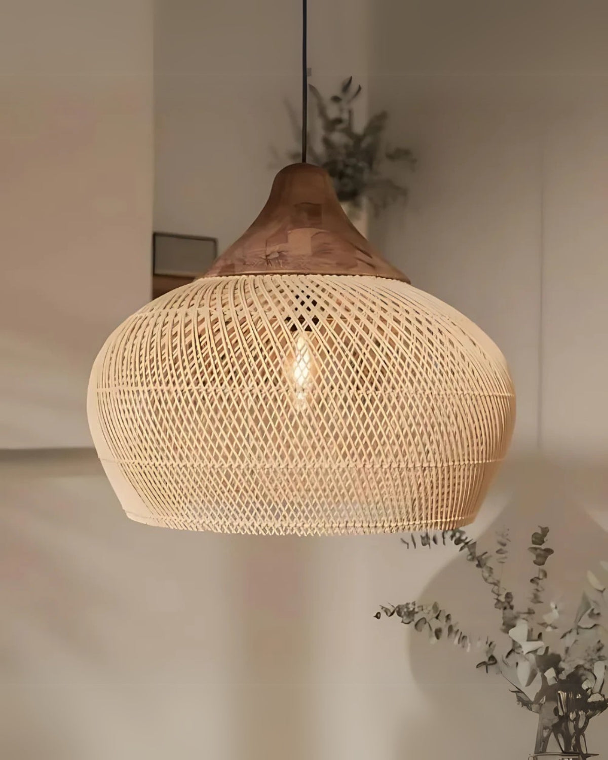 Gezellige Rotan Hanglamp voor Boho Woonkamer Sfeer 2