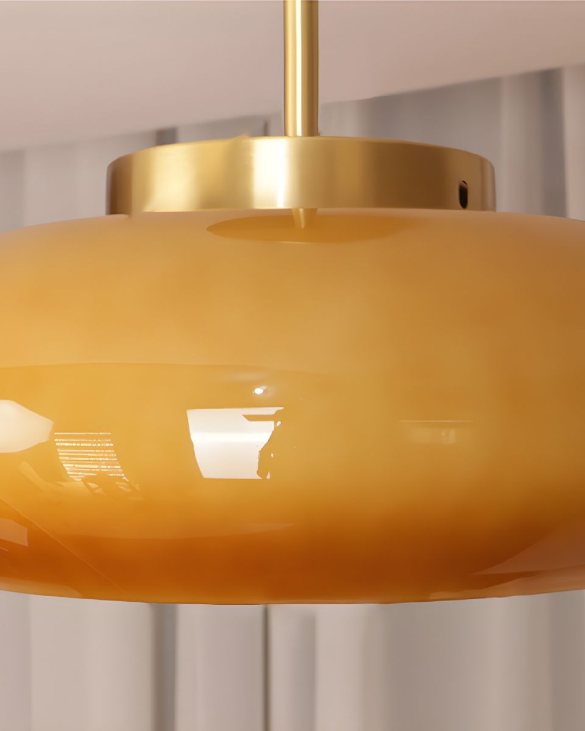 Moderne Plafondlamp voor Serene Sfeer – Elegante Verlichting 2