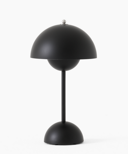 Stijlvolle Tafellamp voor Elegante Verlichting - Zwart en Goud 8