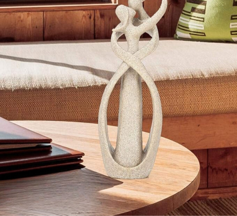 Tijdloos Beeldje van Liefde voor Serene Interieurdecoratie 4