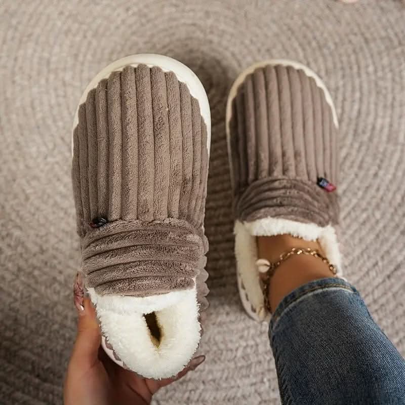 Verwarmde Pantoffels voor Dames en Heren met Antislip Zool 9