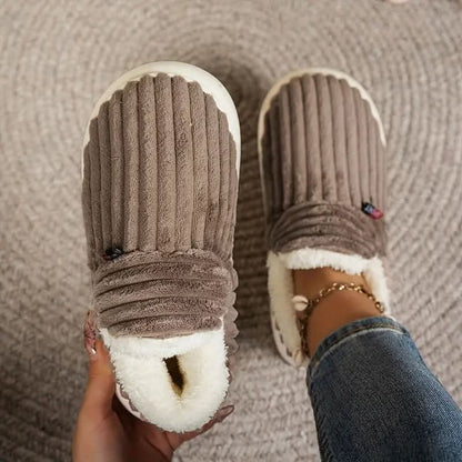 Verwarmde Pantoffels voor Dames en Heren met Antislip Zool 9