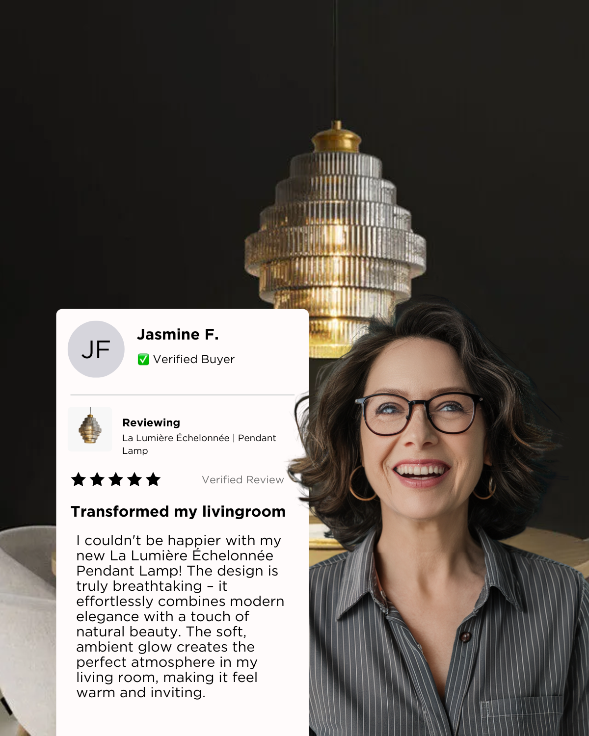 Warme Hanglamp voor Eettafel met Gelaagd Glas en Gouden Accent 2