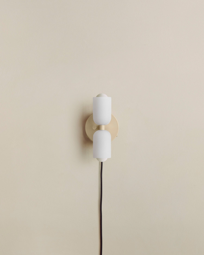 Zachte Wandlamp voor Sfeervolle Ruimtes met Matglazen Bollen 5